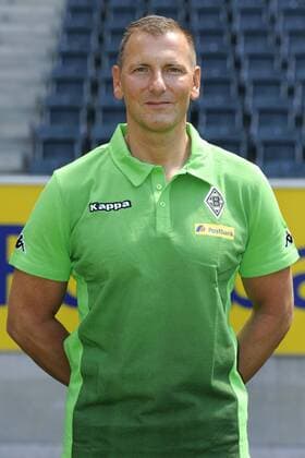 Fussball, Bundesliga, Deutschland, Herren, Porträttermin Saison 2015 2016; Bor. Mönchengladbach: Physiotherapeut Dirk Müller (Mgladbach). Einzelbild, Portrait, Porträt.