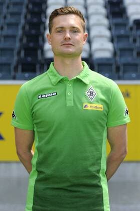 Fussball, Bundesliga, Deutschland, Herren, Porträttermin Saison 2015 2016; Bor. Mönchengladbach: Physiotherapeut Benedikt Bohnen (Mgladbach). Einzelbild, Portrait, Porträt.