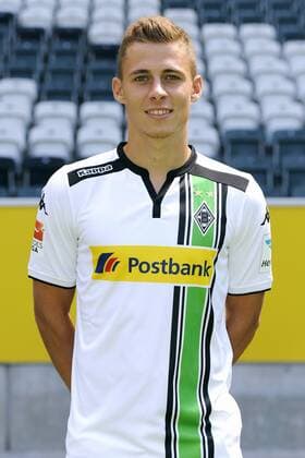 Fussball, Bundesliga, Deutschland, Herren, Porträttermin Saison 2015 2016; Bor. Mönchengladbach: Thorgan Hazard (Mgladbach). Einzelbild, Portrait, Porträt.