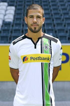Fussball, Bundesliga, Deutschland, Herren, Porträttermin Saison 2015 2016; Bor. Mönchengladbach: Alvaro Dominguez (Mgladbach). Einzelbild, Portrait, Porträt.