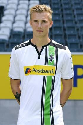 Fussball, Bundesliga, Deutschland, Herren, Porträttermin Saison 2015 2016; Bor. Mönchengladbach: Marvin Schulz (Mgladbach). Einzelbild, Portrait, Porträt.
