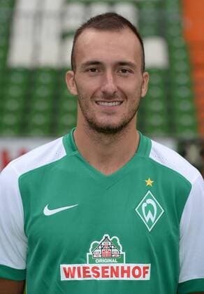 FUSSBALL 1. BUNDESLIGA SAISON 2015 2016 Teampräsentation SV Werder Bremen 10.07.2015 Luca Caldirola (SV Werder Bremen) 