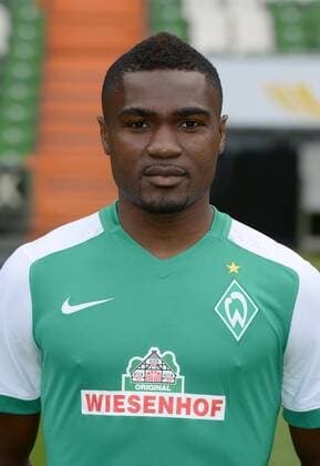 FUSSBALL 1. BUNDESLIGA SAISON 2015 2016 Teampräsentation SV Werder Bremen 10.07.2015 Cedrick Makiadi (SV Werder Bremen) 