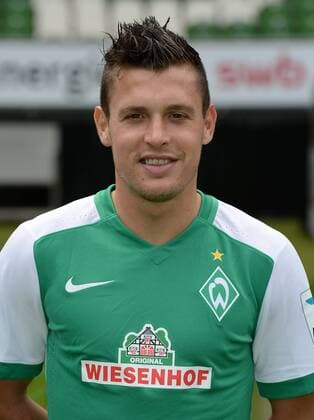 FUSSBALL 1. BUNDESLIGA SAISON 2015 2016 Teampräsentation SV Werder Bremen 10.07.2015 Zlatko Junuzovic (SV Werder Bremen) 