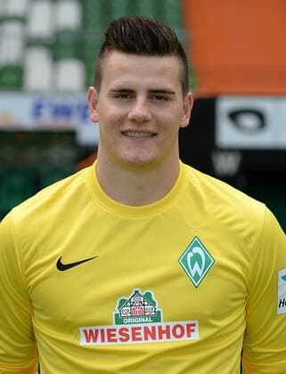 FUSSBALL 1. BUNDESLIGA SAISON 2015 2016 Teampräsentation SV Werder Bremen 10.07.2015 Torwart Michael Zetterer (SV Werder Bremen) 