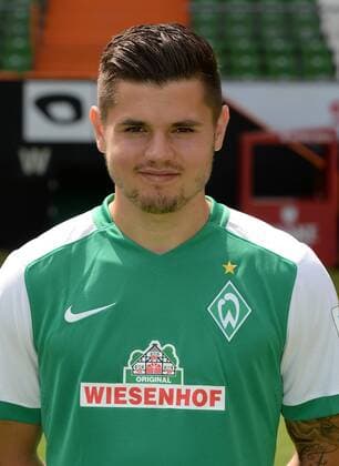 FUSSBALL 1. BUNDESLIGA SAISON 2015 2016 Teampräsentation SV Werder Bremen 10.07.2015 Marnon Busch (SV Werder Bremen) 
