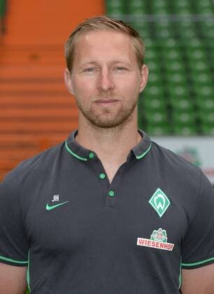 FUSSBALL 1. BUNDESLIGA SAISON 2015 2016 Teampräsentation SV Werder Bremen 10.07.2015 Athletik-Trainer Joern Heineke (SV Werder Bremen) 