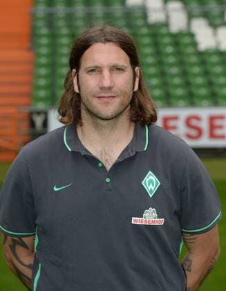 FUSSBALL 1. BUNDESLIGA SAISON 2015 2016 Teampräsentation SV Werder Bremen 10.07.2015 Co-Trainer Torsten Frings (SV Werder Bremen) 
