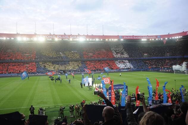 Parc des Princes- Paris St Germain (PSG) ist Französischer Meister 2014 2015 Ligue 1 - 23 05 2015 FEP 