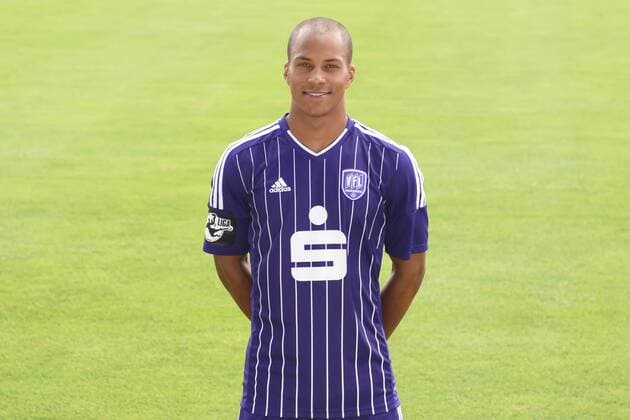 Osnabrueck, Deutschland 10. Juli 2015: Porträttermin 2015 2016 - VfL Osnabrück VfL Osnabrueck David Pisot (Osnabrueck) st