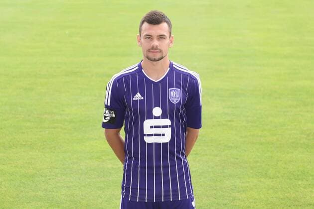 Osnabrueck, Deutschland 10. Juli 2015: Porträttermin 2015 2016 - VfL Osnabrück VfL Osnabrueck Massimo Ornatelli (Osnabrueck) st