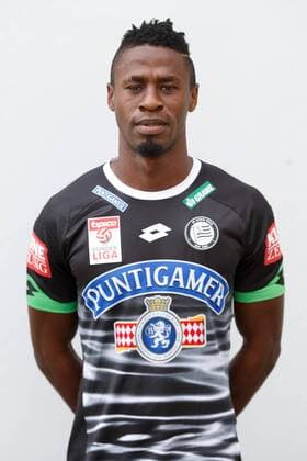 SOCCER - BL, Sturm, team photo shooting BAD TATZMANNSDORF,AUSTRIA,10.JUL.15 - SOCCER - tipico Bundesliga, SK Sturm Graz, team photo shooting. Image shows Osagie Bright Edomwonyi (Sturm). GEPAxpictures xChristianxWalgram