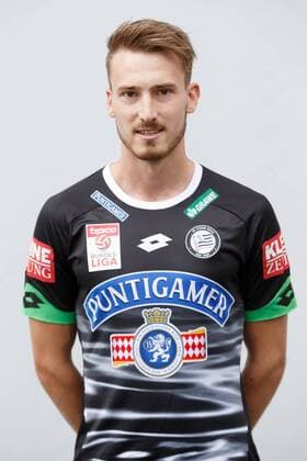 SOCCER - BL, Sturm, team photo shooting BAD TATZMANNSDORF,AUSTRIA,10.JUL.15 - SOCCER - tipico Bundesliga, SK Sturm Graz, team photo shooting. Image shows David Schnaderbeck (Sturm). GEPAxpictures xChristianxWalgram