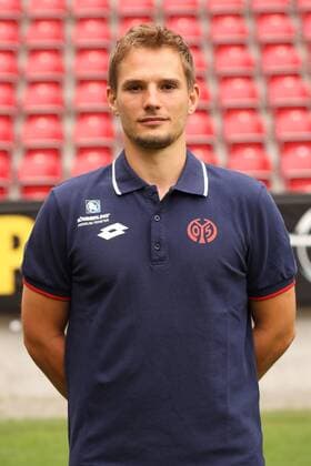 SOEREN HARTUNG PORTRAETTERMIN 2015 16 PORTRAET MAINZ 05 1. BUNDESLIGA MAINZ 