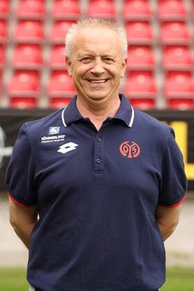 WALTER NOTTER PORTRAETTERMIN 2015 16 PORTRAET MAINZ 05 1. BUNDESLIGA MAINZ 