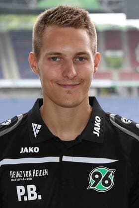 13.07.2015, Hannover Fussball, Fußball, Bundesliga Saison 2015-2016, Hannover 96, HDI Arena, Portrait Physiotherapeut Patrick Borchers