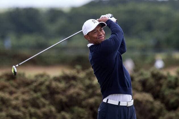 12.07.2015 The Old Course, St Andrews, Fife, Scotland. Practise day 1 for The Open Championship. Tiger Woods hits his driver from the tee on the 6th hole xDavidxBlunsdenx  ActionPlus11640407