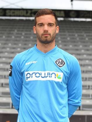 Aktuell Fußball, 3. Liga, VfR Aalen Porträttermin Aalen Oliver Schnitzler ( VfR Aalen ) VfR Aalen, Portraettermin 2015 2016, Portraet,14.07.2015, Copyright: Langerx xEibner-Pressefoto EP_HLR
