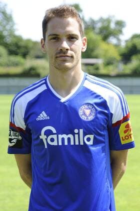 Kiel, 14. Juli 2015 Fußball, Saison 2015 2016, 3. Bundesliga, Offizieller Fototermin Holstein Kiel: Manuel Hartmann (Holstein Kiel, 4)