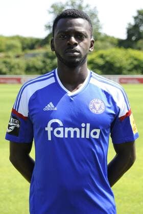 Kiel, 14. Juli 2015 Fußball, Saison 2015 2016, 3. Bundesliga, Offizieller Fototermin Holstein Kiel: Denis-Danso Weidlich (Holstein Kiel, 5)