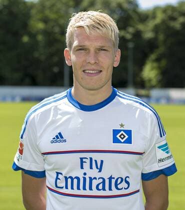 Aktuell Fußball, Porträttermin Hamburger SV Artjoms Rudnevs (HSV) 15.07.2015, Hamburg, Mannschaftsfototermin Â
