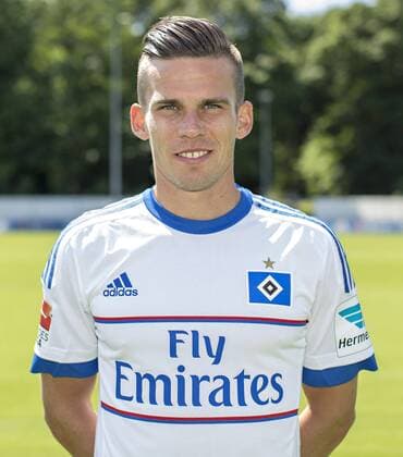 Aktuell Fußball, Porträttermin Hamburger SV Zoltán Stieber (HSV) 15.07.2015, Hamburg, Mannschaftsfototermin Â