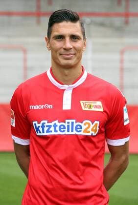 Damir Kreilach Einzelbild Portrait Portraet Porträt Hochformat Oberkoerper Oberkörper Fußball Fussball zweite 2. Bundesliga Fototermin Porträttermin DFL 2015 2016 Saison 2015 2016 15.07.2015 1. FC Union Berlin Stadion an der Alten Foersterei Försterei