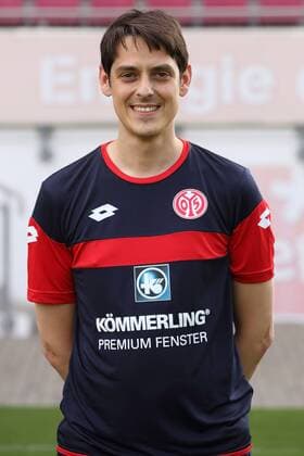 Aktuell Fußball, 3. Liga, Porträttermin 1. FSV Mainz 05 II DR. TOBIAS NOWAK 1. FSV MAINZ 05 U23 3.LIGA PORTTRAETTERMIN 2015 16 PORTRAET MAINZ 