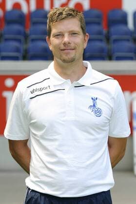 Fussball, 2. Bundesliga, Deutschland, Herren, Porträttermin Saison 2015 2016, MSV Duisburg: Co Trainer Daniel Felgenhauer (MSV). Einzelbild, Portrait, Porträt.