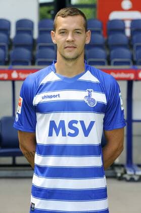 Fussball, 2. Bundesliga, Deutschland, Herren, Porträttermin Saison 2015 2016, MSV Duisburg: Stanislav Iljutcenko (MSV). Einzelbild, Portrait, Porträt.