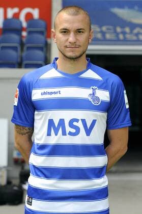 Fussball, 2. Bundesliga, Deutschland, Herren, Porträttermin Saison 2015 2016, MSV Duisburg: Simon Brandstetter (MSV). Einzelbild, Portrait, Porträt.