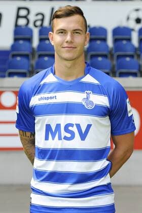 Fussball, 2. Bundesliga, Deutschland, Herren, Porträttermin Saison 2015 2016, MSV Duisburg: Kevin Scheidhauer (MSV). Einzelbild, Portrait, Porträt.