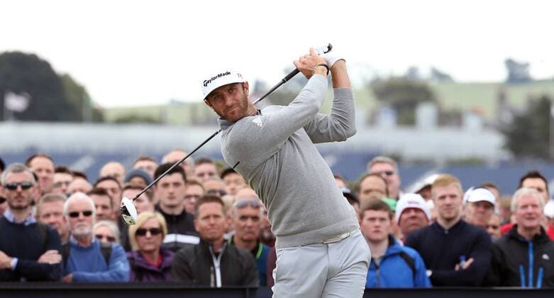 Aktuell Golf - The 144th Open Championship American Dustin Johnson tees off on the 2nd tee on the first day of the 144th Open Championship, St.Andrews, Scotland on July 16, 2015.  LON2015071602 HUGOxPHILPOTT