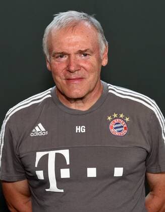 Aktuell Fußball, 1. BL, FC Bayern München Porträttermin FUSSBALL 1. BUNDESLIGA SAISON 2015 2016 Fototermin beim FC Bayern Muenchen 16.07.2015 Co-Trainer Hermann Gerland (FC Bayern Muenchen) Foto: Pressefoto ULMER Axel Grundler xxNOxMODELxRELEASExx 