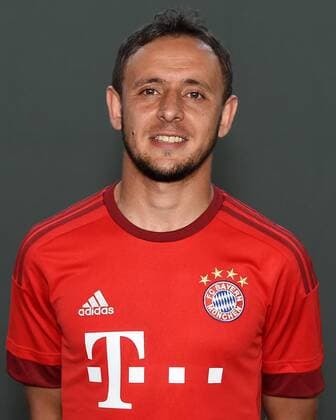 Aktuell Fußball, 1. BL, FC Bayern München Porträttermin FUSSBALL 1. BUNDESLIGA SAISON 2015 2016 Fototermin beim FC Bayern Muenchen 16.07.2015 Rafinha (FC Bayern Muenchen) Foto: Pressefoto ULMER Axel Grundler xxNOxMODELxRELEASExx 