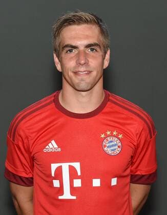 Aktuell Fußball, 1. BL, FC Bayern München Porträttermin FUSSBALL 1. BUNDESLIGA SAISON 2015 2016 Fototermin beim FC Bayern Muenchen 16.07.2015 Philipp Lahm (FC Bayern Muenchen) Foto: Pressefoto ULMER Axel Grundler xxNOxMODELxRELEASExx 