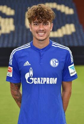 17.07.2015, Fussball, Saison 2015-2016, 1. Bundesliga, Porträttermin 2015 2016, FC Schalke 04, Porträt, , Roman Neustaedter, Roman Neustädter (Schalke 04)