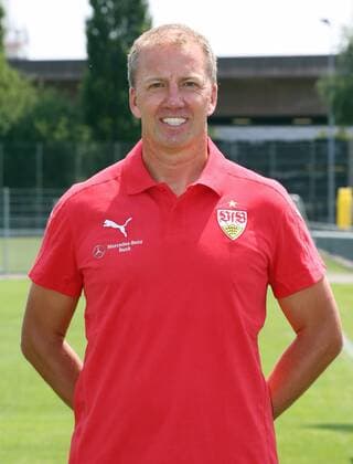 Stuttgart, Fußball 1. Bundesliga VfB Stuttgart Saison 2015 2016 Fototermin: Assistenz-Trainer Andre Trulsen
