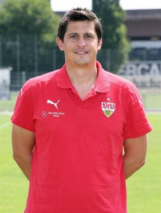 Stuttgart, Fußball 1. Bundesliga VfB Stuttgart Saison 2015 2016 Fototermin: Therapeut Manuel Roth