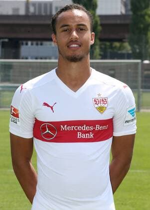 Stuttgart, Fußball 1. Bundesliga VfB Stuttgart Saison 2015 2016 Fototermin: Jerome Kiesewetter