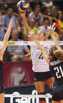Stuttgart , Volleyball World Grand Prix Deutschland vs. Türkei , Maren Brinker ( GER )