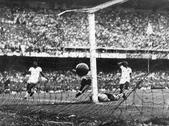 16.07.1950, Rio de Janeiro - FIFA WM 1950 - Finale - Brasilien vs Uruguay 1.2 - Tor für Uruguay - - ZUMAe61_