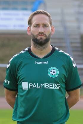 Schönberg, 16. Juli 2015 Fußball, Saison 2015 2016, Regionalliga Nordost, Offizieller Fototermin FC Schönberg 95: Bastian Henning (FC Schönberg 95, 18)