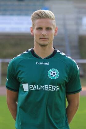Schönberg, 16. Juli 2015 Fußball, Saison 2015 2016, Regionalliga Nordost, Offizieller Fototermin FC Schönberg 95: Tom Schulz (FC Schönberg 95, 5)