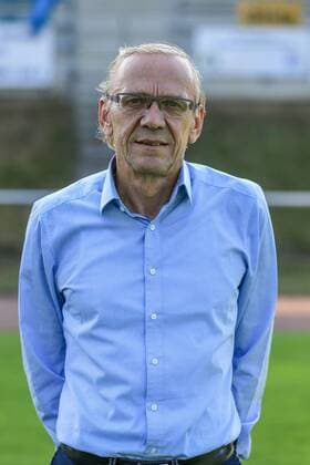 Schönberg, 16. Juli 2015 Fußball, Saison 2015 2016, Regionalliga Nordost, Offizieller Fototermin FC Schönberg 95: Wilfried Rohloff (Vorsitzender FC Schönberg 95)