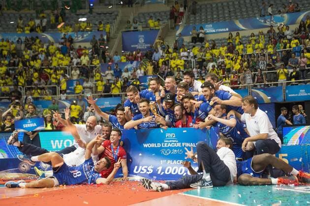 Volei Servia X Franca RIO DE JANEIRO, Brazil - 07 19 2015: VOLLEYBALL SERBIA X FRANCE - France on the podium as champion for Serbia X France by the end of the World Volleyball League in Maracan?zinho Gymnasium. (Photo: Celso Pupo FotoArena)  CelsoxPupo