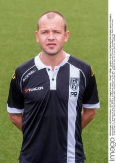 Aktuell Fußball, Heracles Almelo Porträttermin Peter Reekers during the team presentation of Heracles on July 20, 2015 at the Polman stadium in Almelo, The Netherlands Photocall Heracles Almelo Dutch Eredivisie 2015 2016 xVIxxIVx 4118038