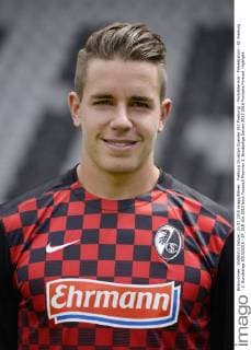 Freiburg Christian Guenter (SC Freiburg) - Porträttermin - Präsentation - SC Freiburg - 2. Bundesliga 2015 2016 - EP_SLR