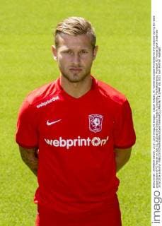 Aktuell Fußball, FC Twente Enschede Porträttermin Tim Holscher during the team presentation of FC Twente on July 21, 2015 at the Grolsch Veste in Enschede, The Netherlands. Photocall FC Twente Dutch Eredivisie 2015 2016 xVIxxIVx 4120447