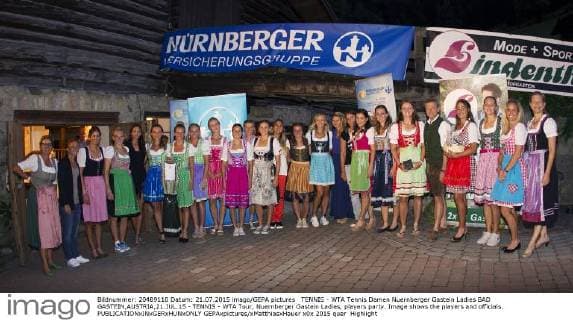 TENNIS - WTA Tennis Damen Nuernberger Gastein Ladies BAD GASTEIN,AUSTRIA,21.JUL.15 - TENNIS - WTA Tour, Nuernberger Gastein Ladies, players party. Image shows the players and officials. GEPAxpictures xMatthiasxHauer